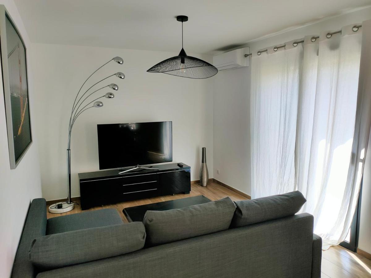 Jardin Et 2 Centre St Florent Apartment *