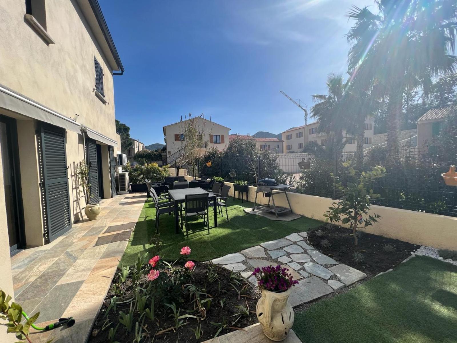 Jardin Et 2 Centre St Florent *